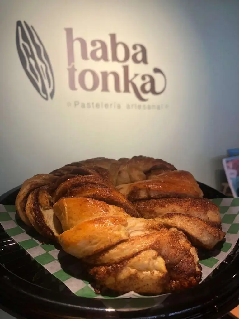 Pan de canela grande